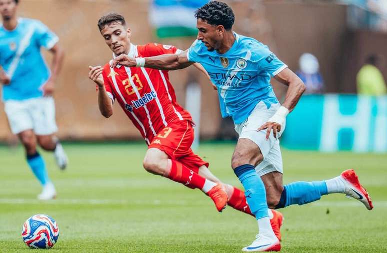 Wydad até se esforçou contra o City, mas saiu derrotado por 2 a 0 na estreia –