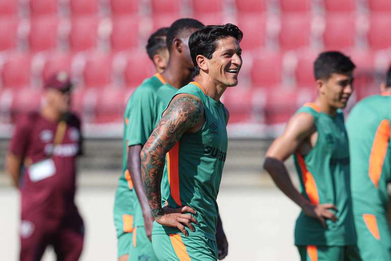 Cano sorri no treino do Tricolor –