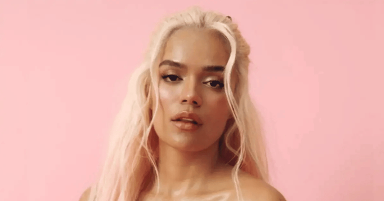 Karol G está bem incomodada com críticas ao seu novo single