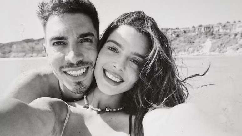 Giovanna Lancellotti faz declaração para noivo antes do casamento