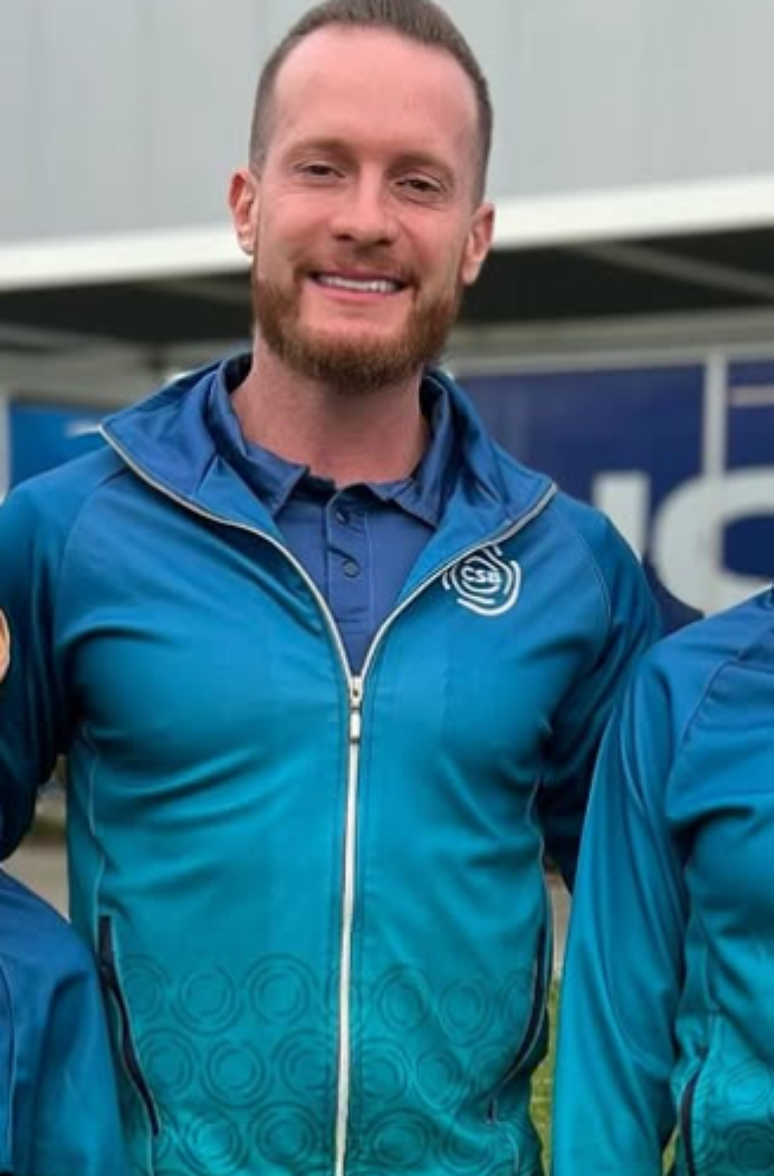 O técnico de patinação Leandro Luzzi