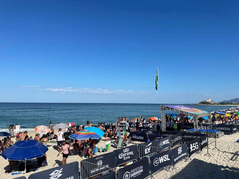 Mar não apresentou condições para as disputas no 1º dia da WSL em Saquarema (RJ)