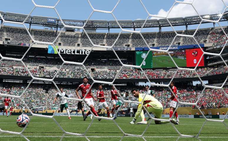 Palmeiras won 2 × 0 (Photo by Al Bello/Getty Images) Palmeiras won 2 × 0 (Photo by Al Bello/Getty Images)