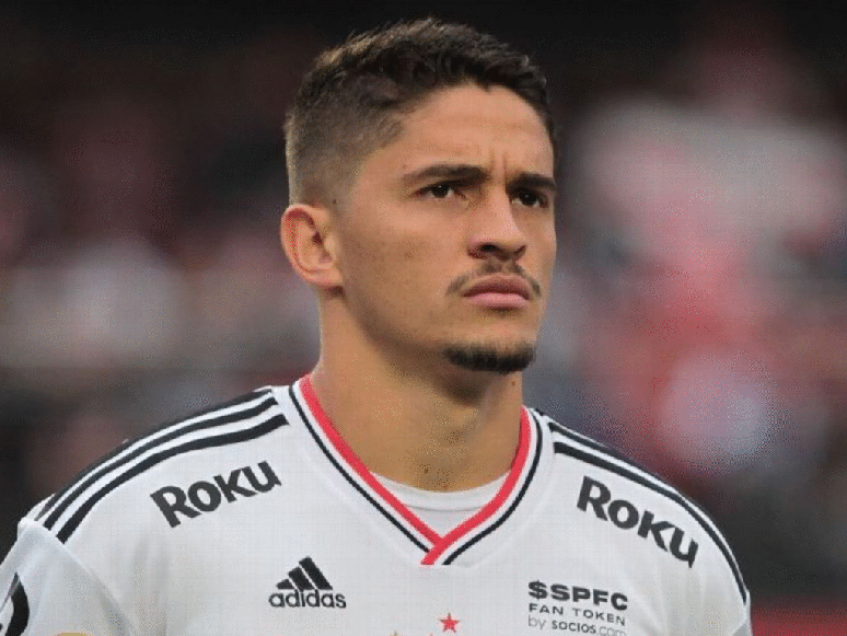 Pablo Maia, volante do São Paulo, pode deixar o clube 