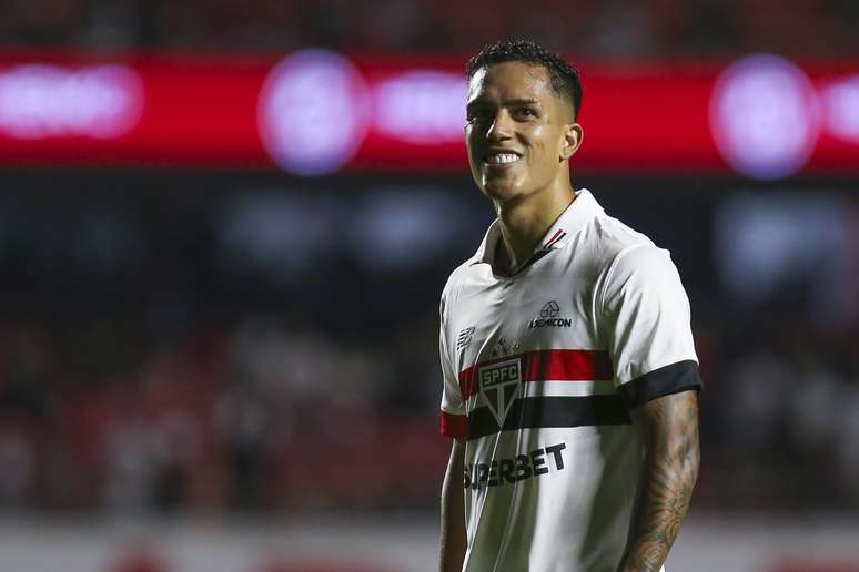 Igor Vinícius, lateral do São Paulo (Photo by Ricardo Moreira/Getty Images)