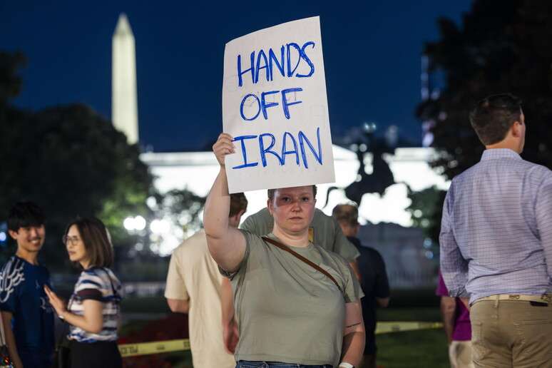 Iran says that the American attack will not stop the nuclear program