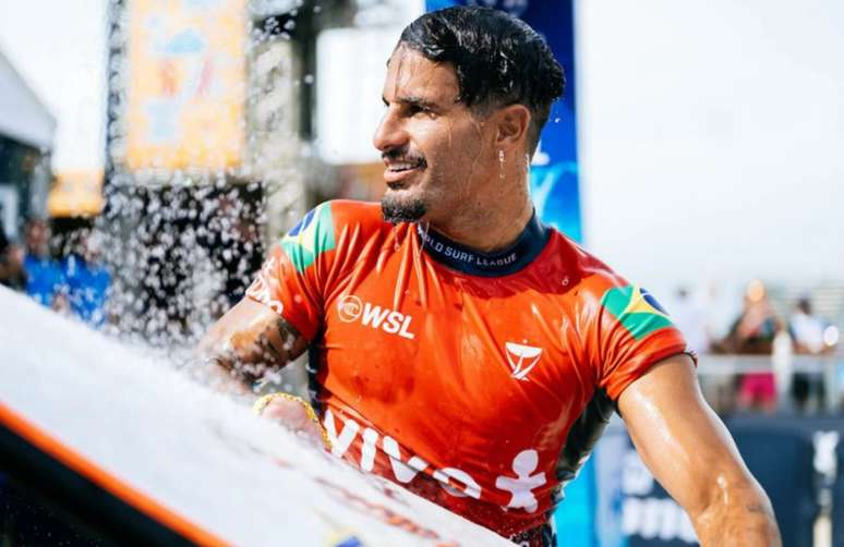 Ítalo Ferreira competiu em bateria na Vivo Rio Pro neste domingo