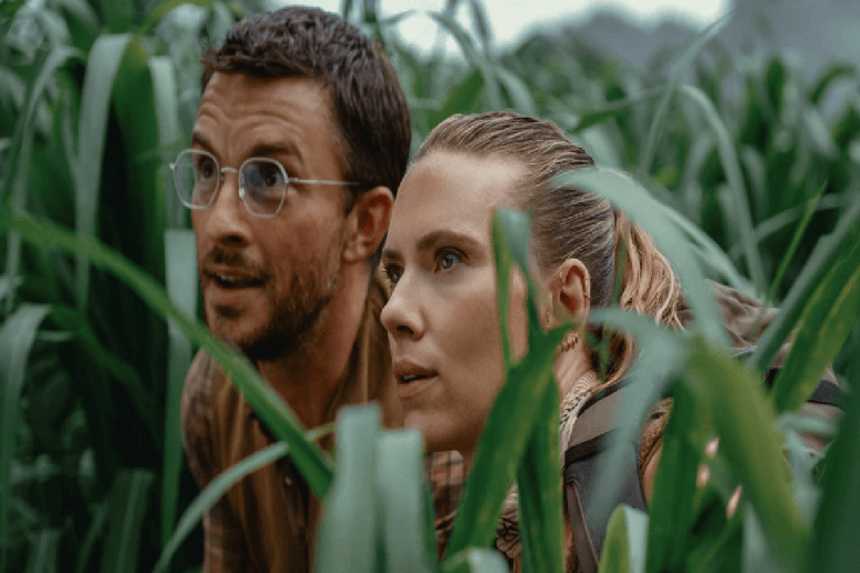 Em “Jurassic World: recomeço”, Zora e Henry enfrentam os perigos da Ilha Saint-Hubert 