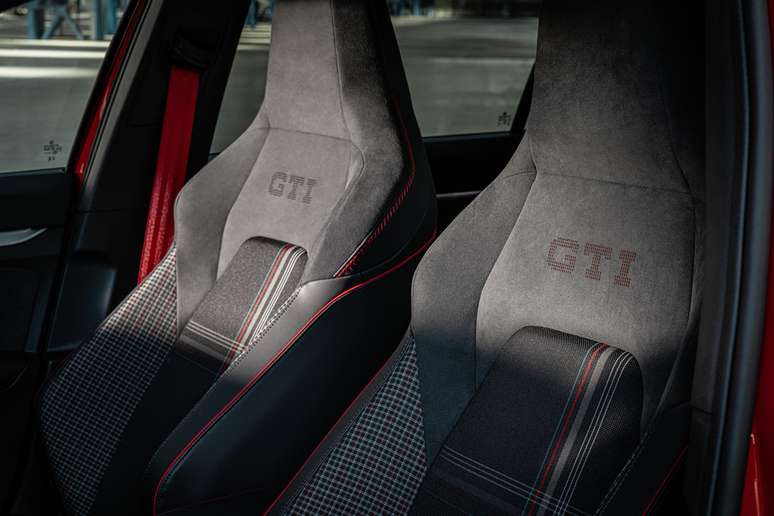 Novo Volkswagen Golf GTI Edition 50