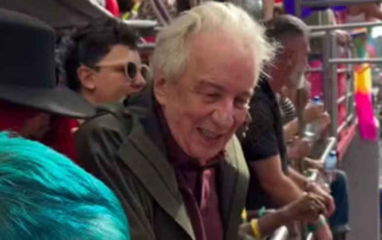 Marco Nanini durante a Parada LGBTQIA+