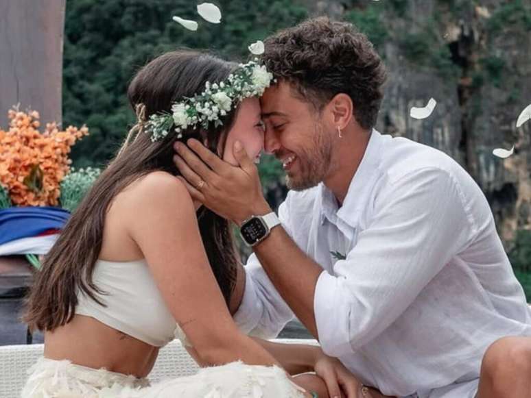 Larissa Manoela e André Luiz renovam os votos 