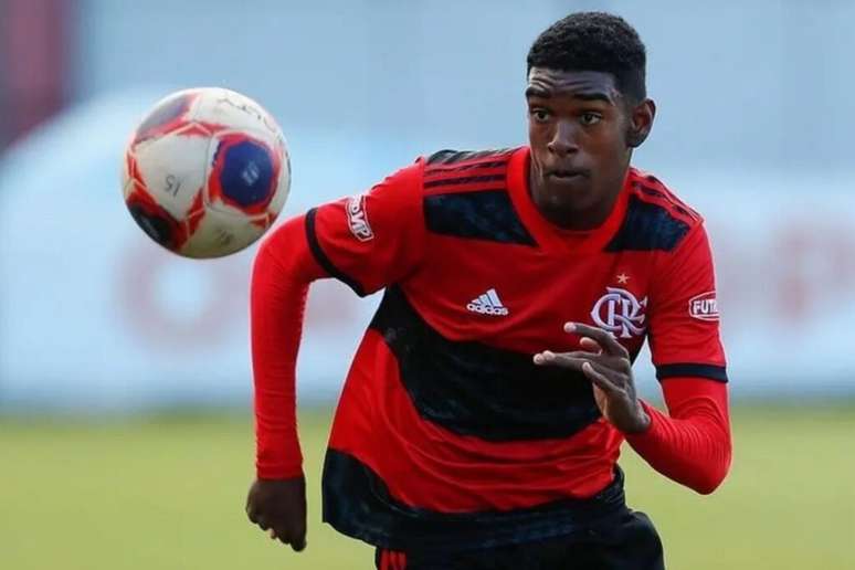 Felipe Lima em ação pelo Flamengo