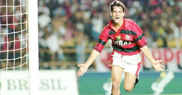 S&aacute;vio era o principal jogador do Flamengo quando o time enfrentou e venceu o Bayern no Torneio de Kuala Lumpur, em 1994