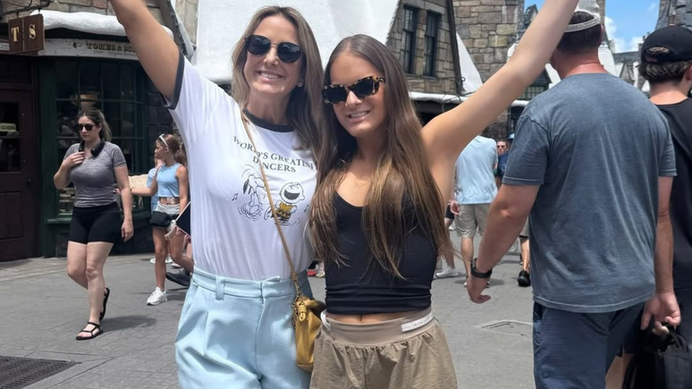Ticiano Pinheiro and Rafa Justus use cool looks in Orlando