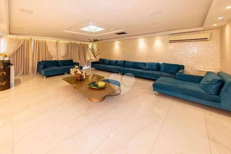 Sala da mans&atilde;o &ndash;