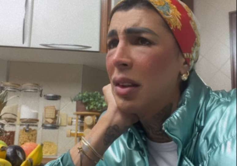 Pepita conversa com o filho