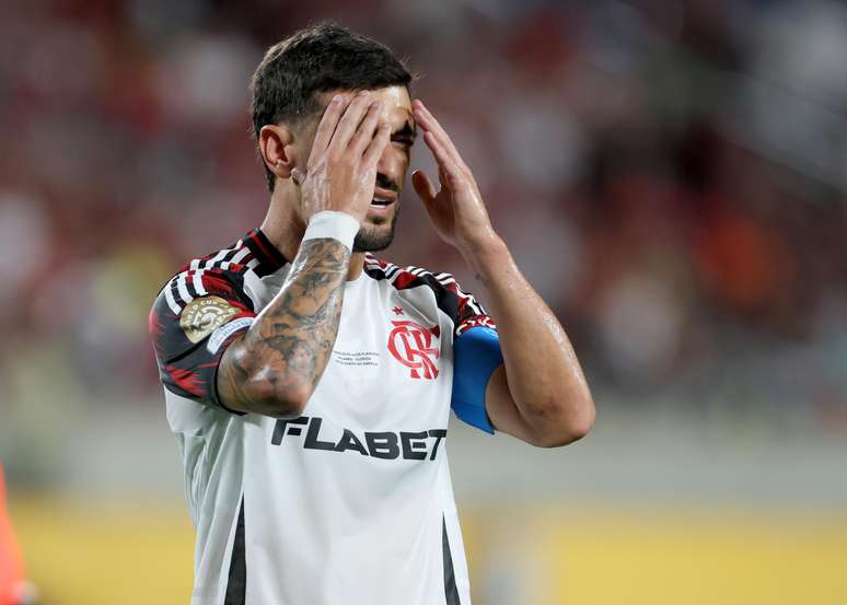 Arrascaeta lamenta chance em Flamengo e LAFC