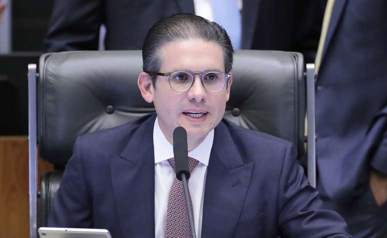 Hugo Motta (Republicanos-PB), presidente da Câmara, pautou revogação do aumento do IOF para esta quarta-feira, 25