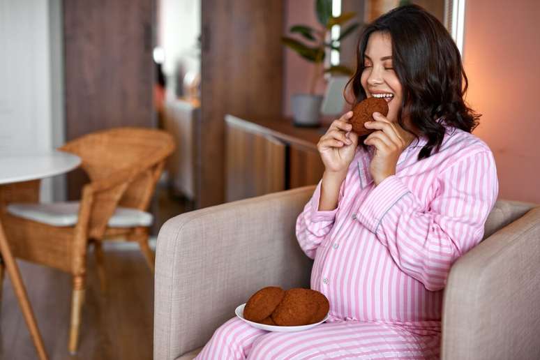 Altera&ccedil;&otilde;es hormonais est&atilde;o relacionadas ao desejo por comer doces e carboidratos durante a gravidez 