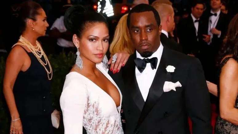 Ex-namorada de Diddy, Cassie Ventura relatou ter vivido 11 anos de um relacionamento abusivo