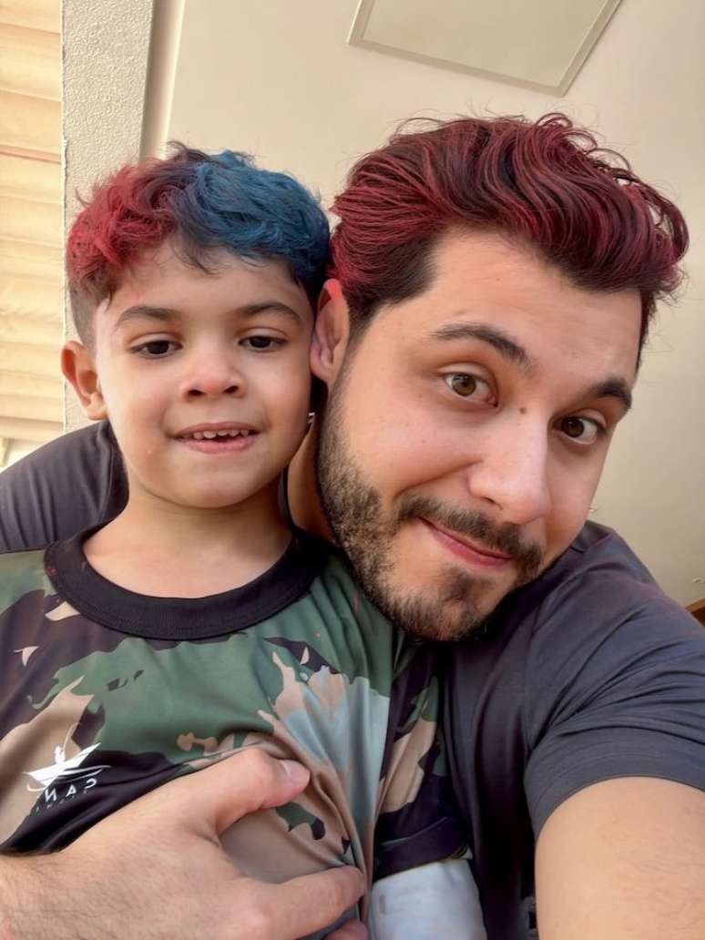 Murilo Huff e Leo, seu filho com Mar&iacute;lia Mendon&ccedil;a