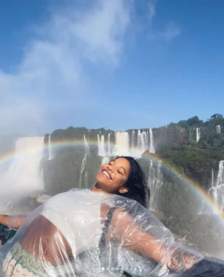 Juliana Marins, brasileira que precisou de resgate após queda durante trilha em vulcão na Indonésia.