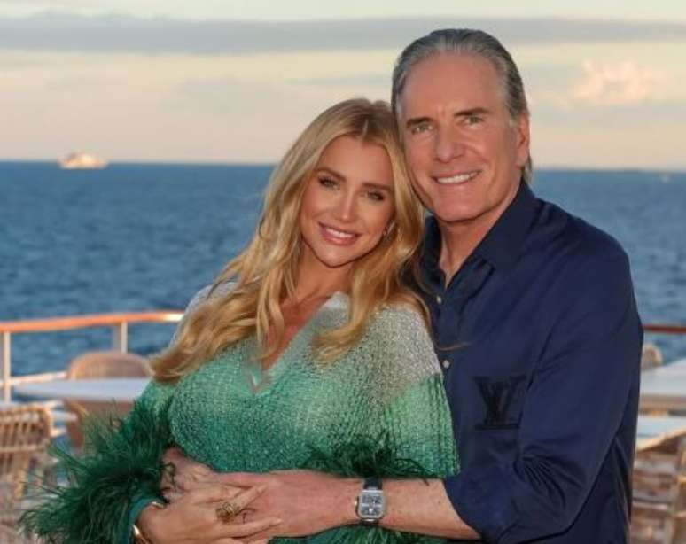 Ana Paula afirma que é grata às ex-esposas de Roberto Justus: 'Mérito delas'