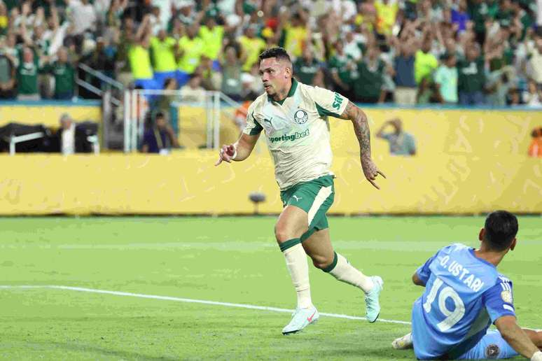 Paulinho foi um dos destaques do Palmeiras contra o Inter Miami