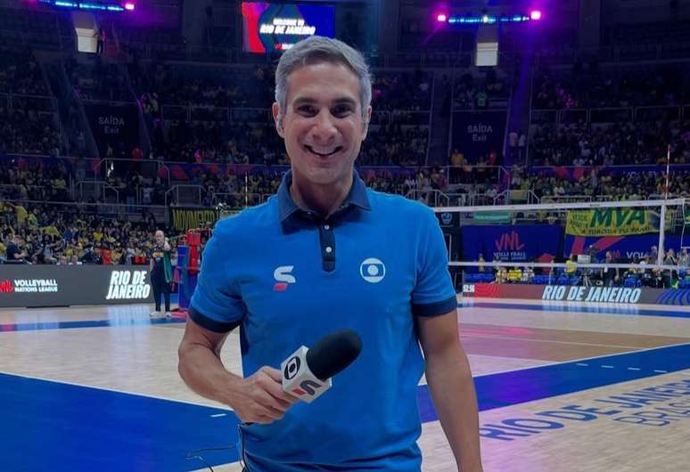Gustavo Villani é narrador da Globo