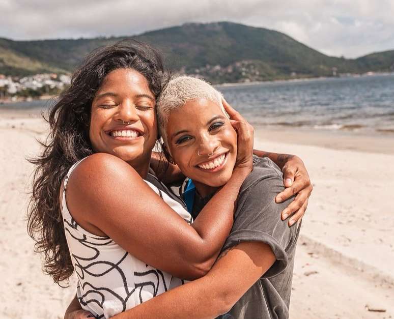 Juliana Marins com a irmã