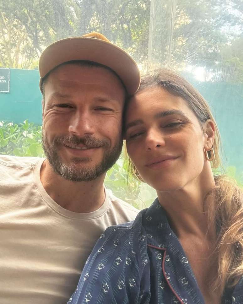 Fernanda Lima with her husband, Rodrigo Hillbert Fernanda Lima with her husband, Rodrigo Hillbert