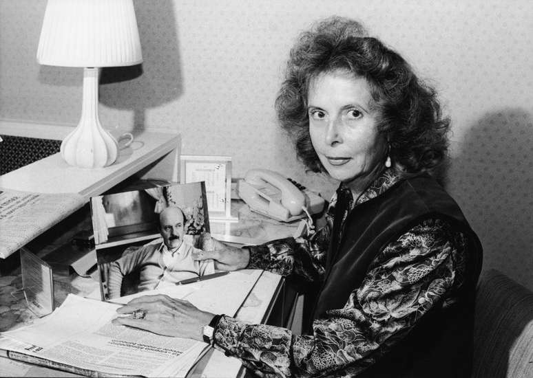 A vi&uacute;va de Roberto Calvi, Clara Calvi, contratou investigadores particulares e especialistas forenses para investigar a morte do banqueiro