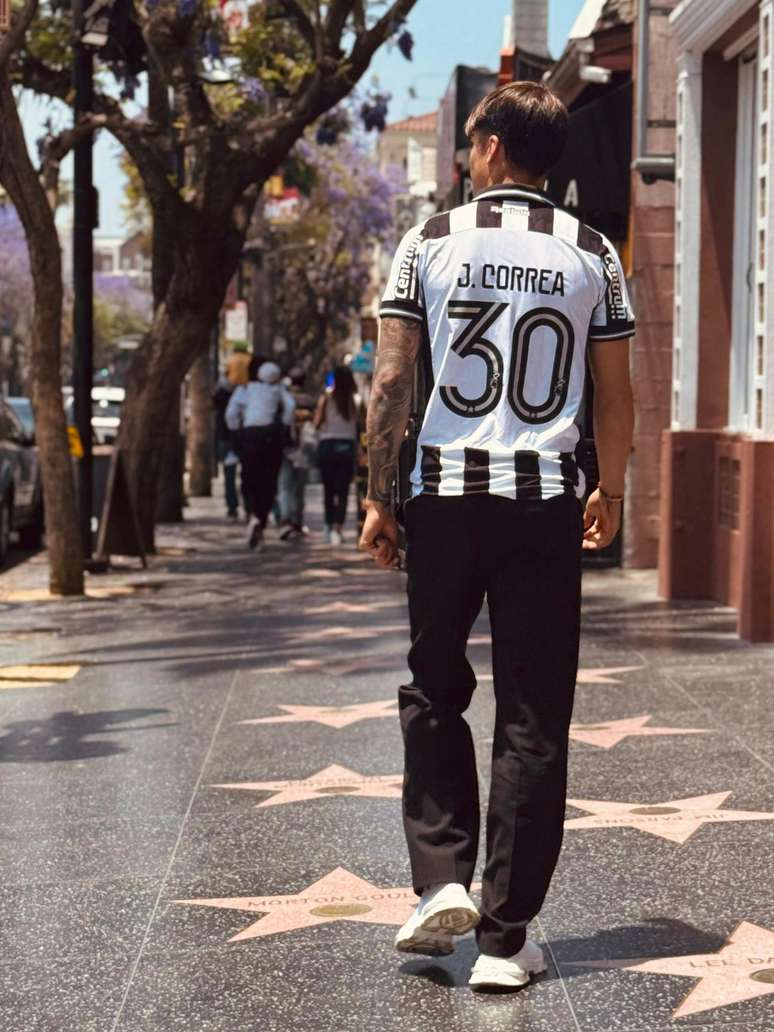 Correa em Los Angeles 