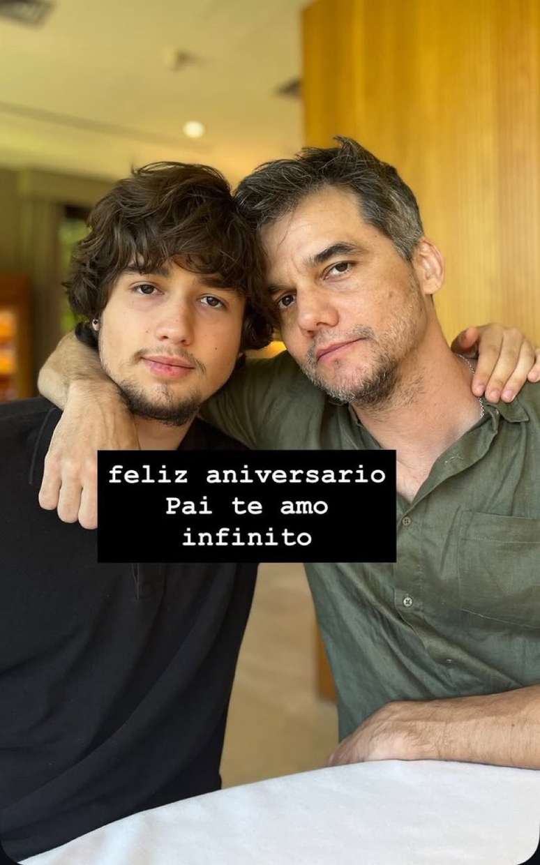 Wagner Moura and the eldest son, Well Moura Wagner Moura and the eldest son, Well Moura
