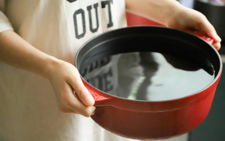 This is grandmother’s trick to avoid cockroaches. It also works and works as an air purifier This is grandmother’s trick to avoid cockroaches. It also works and works as an air purifier