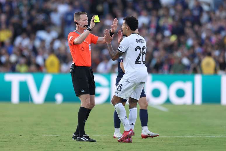 Gregore est&aacute; suspenso e n&atilde;o vai enfrentar o Palmeiras 