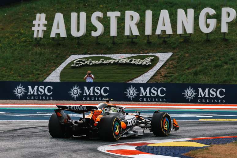 Lando Norris durante treino livre na Áustria 