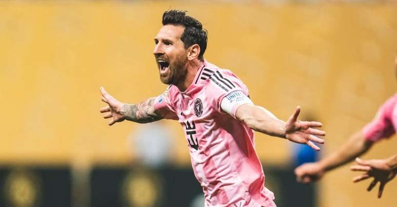 Messi reencontra o ex-clube em duelo de estrelas que vale a sobreviv&ecirc;ncia no Mundial &ndash;