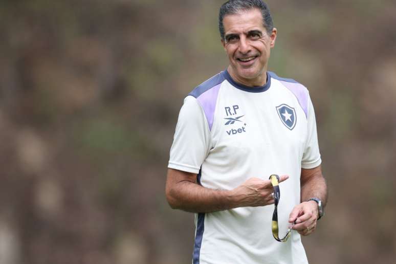 Renato Paiva, técnico do Botafogo