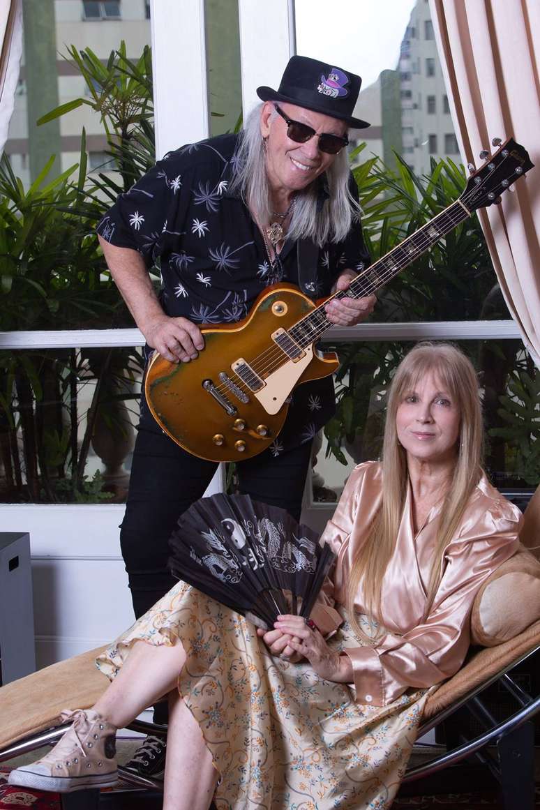 Luiz Carlini e Sol Ribeiro, do Tutti Frutti -