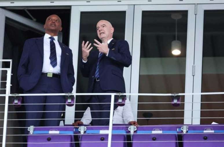 Infantino acompanhou Palmeiras x Botafogo e voltou a elogiar a performance dos 4 clubes brasileiros no Mundial.