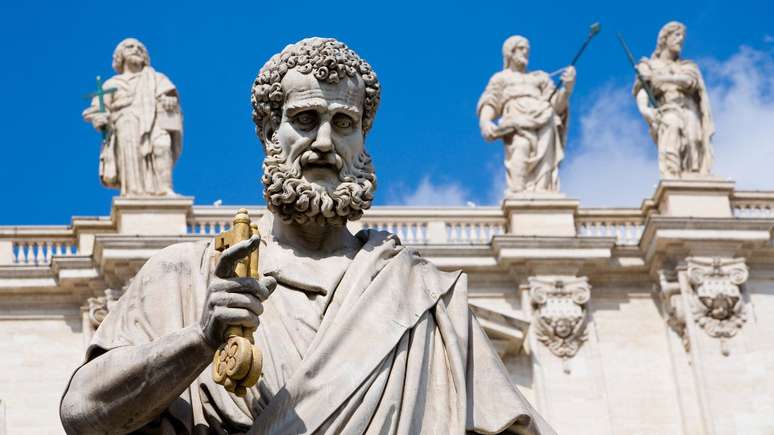 Pedro, the apostle, managed miracles? See what the Bible says Pedro, the apostle, managed miracles? See what the Bible says