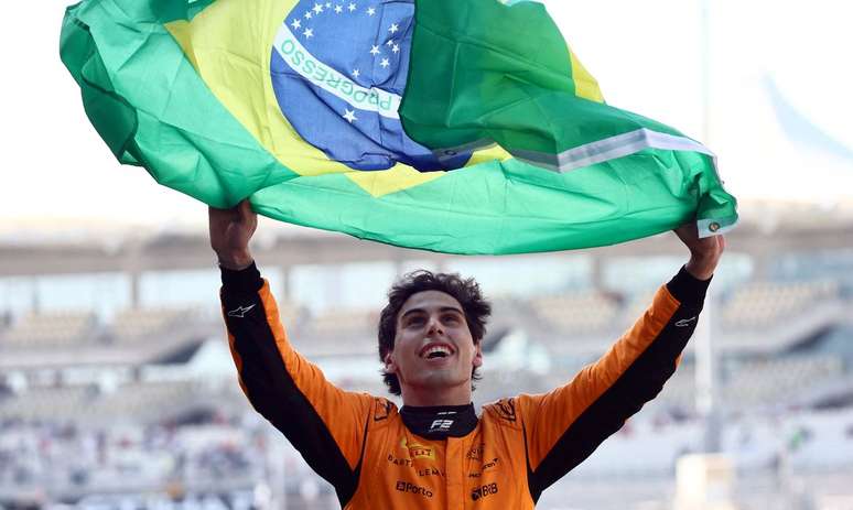 Pilot of the Day, Gabriel Bortoleto celebrates the first points in F1