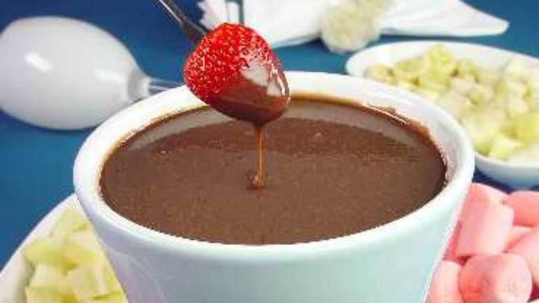 Mole Brigadeiro Fondue: enjoy the simple and very tasty recipe Mole Brigadeiro Fondue: enjoy the simple and very tasty recipe