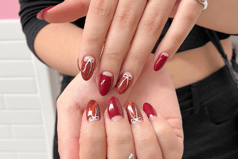The earthly tones are elegant, versatile and the face of winter 