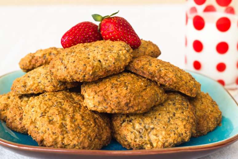 Biscoito com banana e chia 