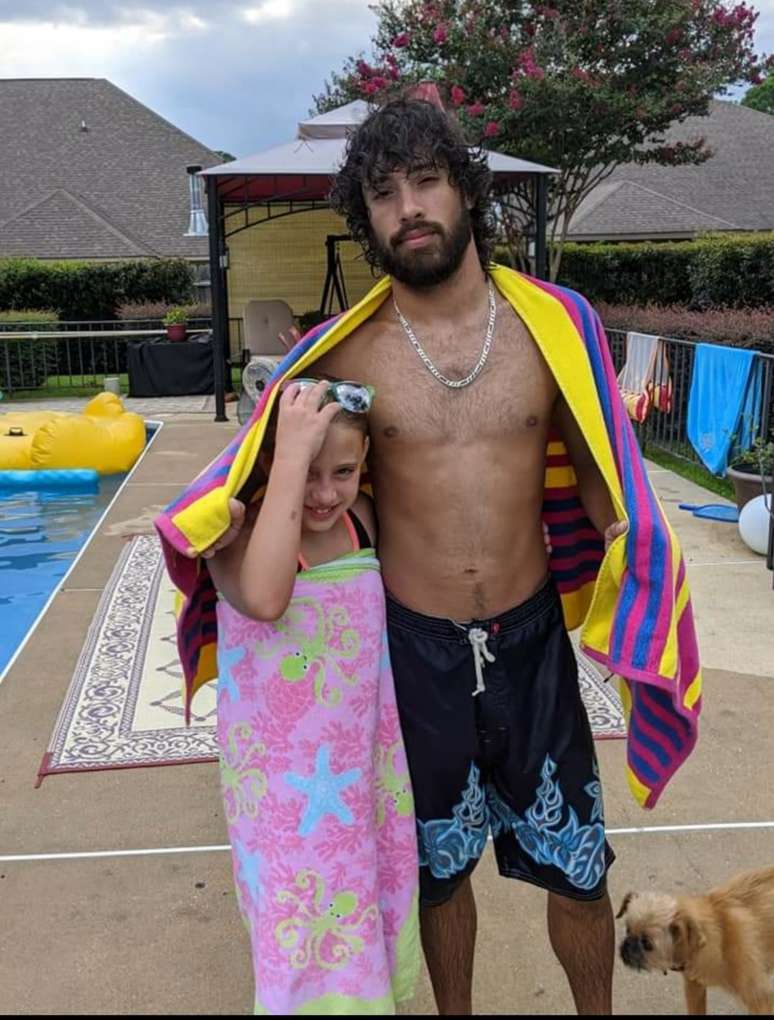 Dakota Posey, neto de Raul Seixas, e sua filha
