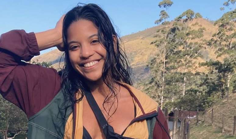 Família de Juliana Marins recorre à Justiça para nova autópsia no corpo da turista brasileira.