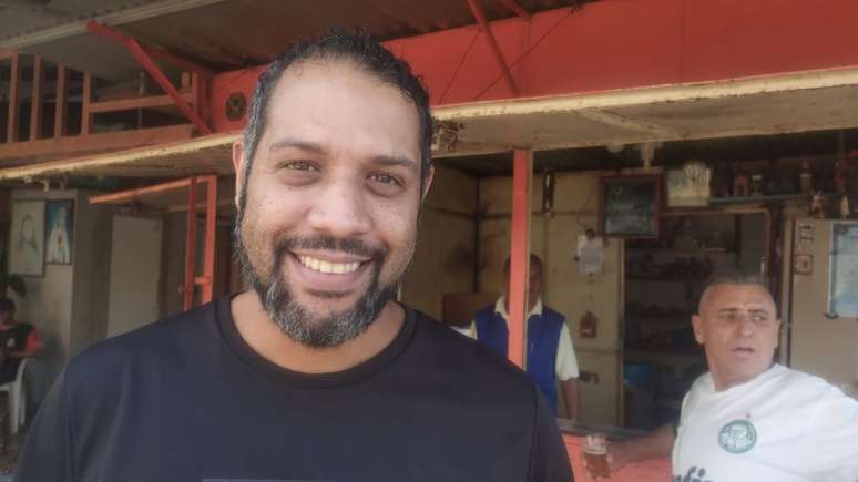 Danilo Teixeira, cria da Cohab 2, prefere o nome praça Brasil, ao invés de Mãe Menininha do Gantois. 