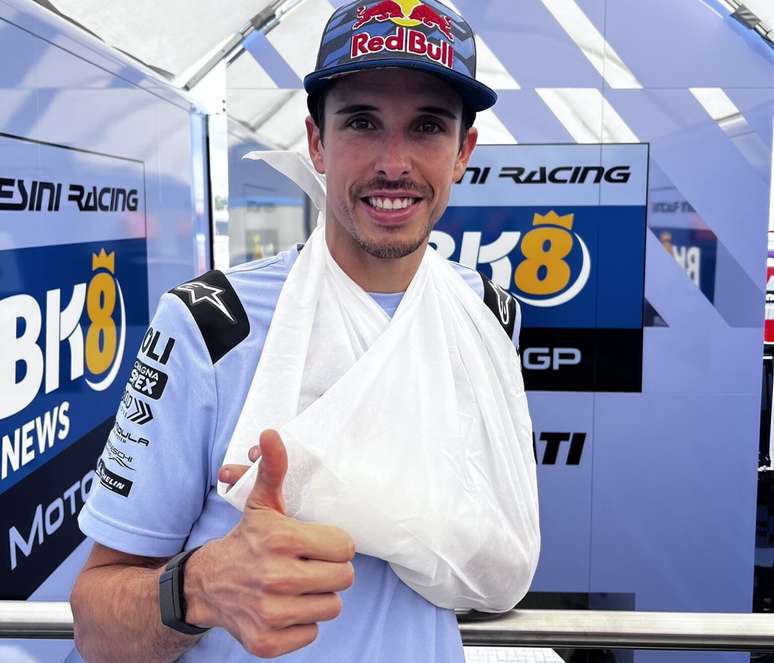 Álex Márquez fraturou dedo em queda no GP dos Países Baixos (Foto: Gresini)